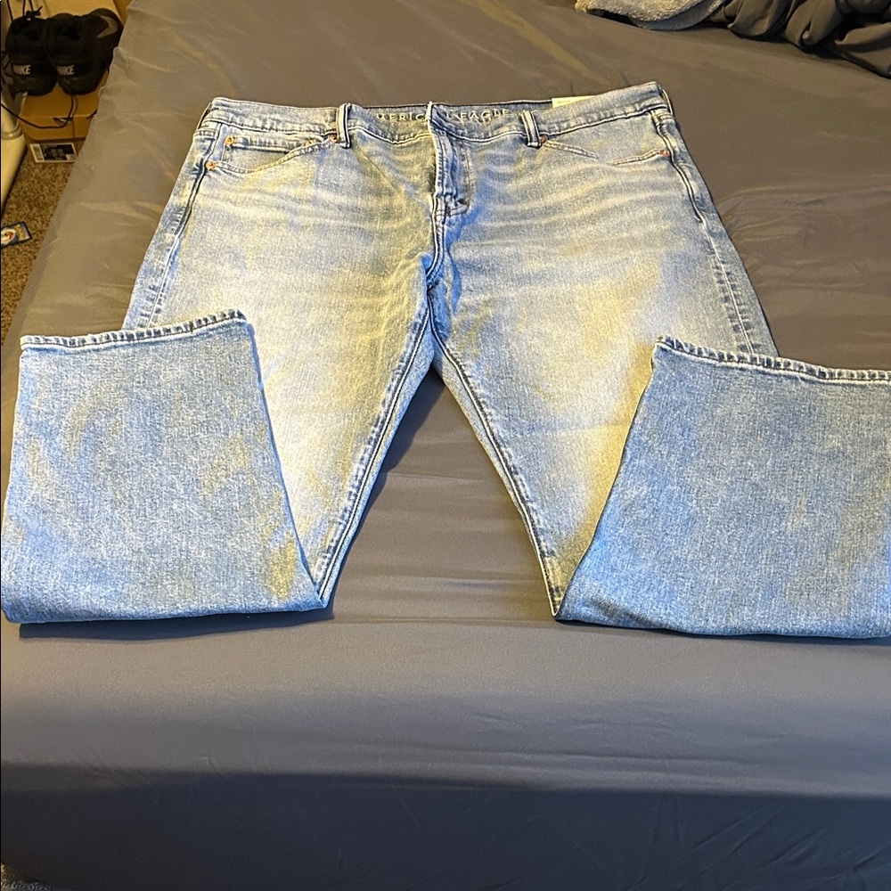 American Eagle Outfitters Men's Blue Straight Jeans